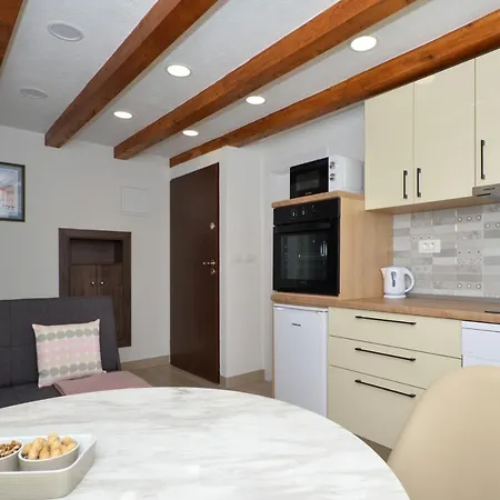 Sime Apartment