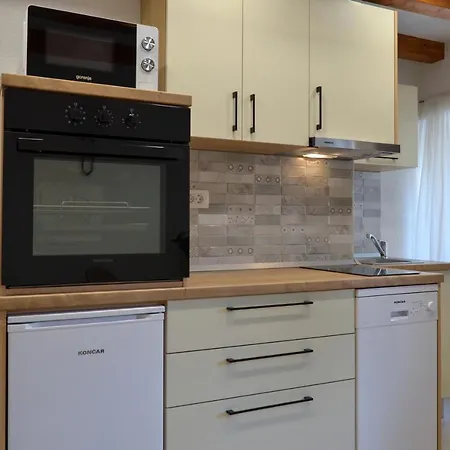 Apartment Sime Split